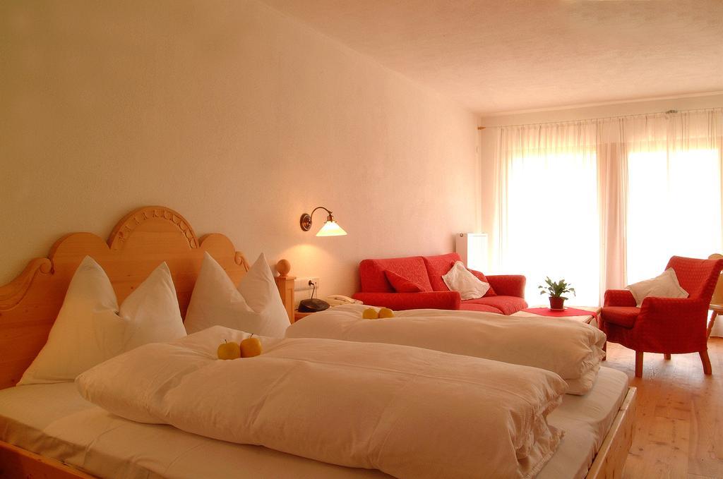 Frida Am Wald Hotell Rasùn di Sotto Rom bilde